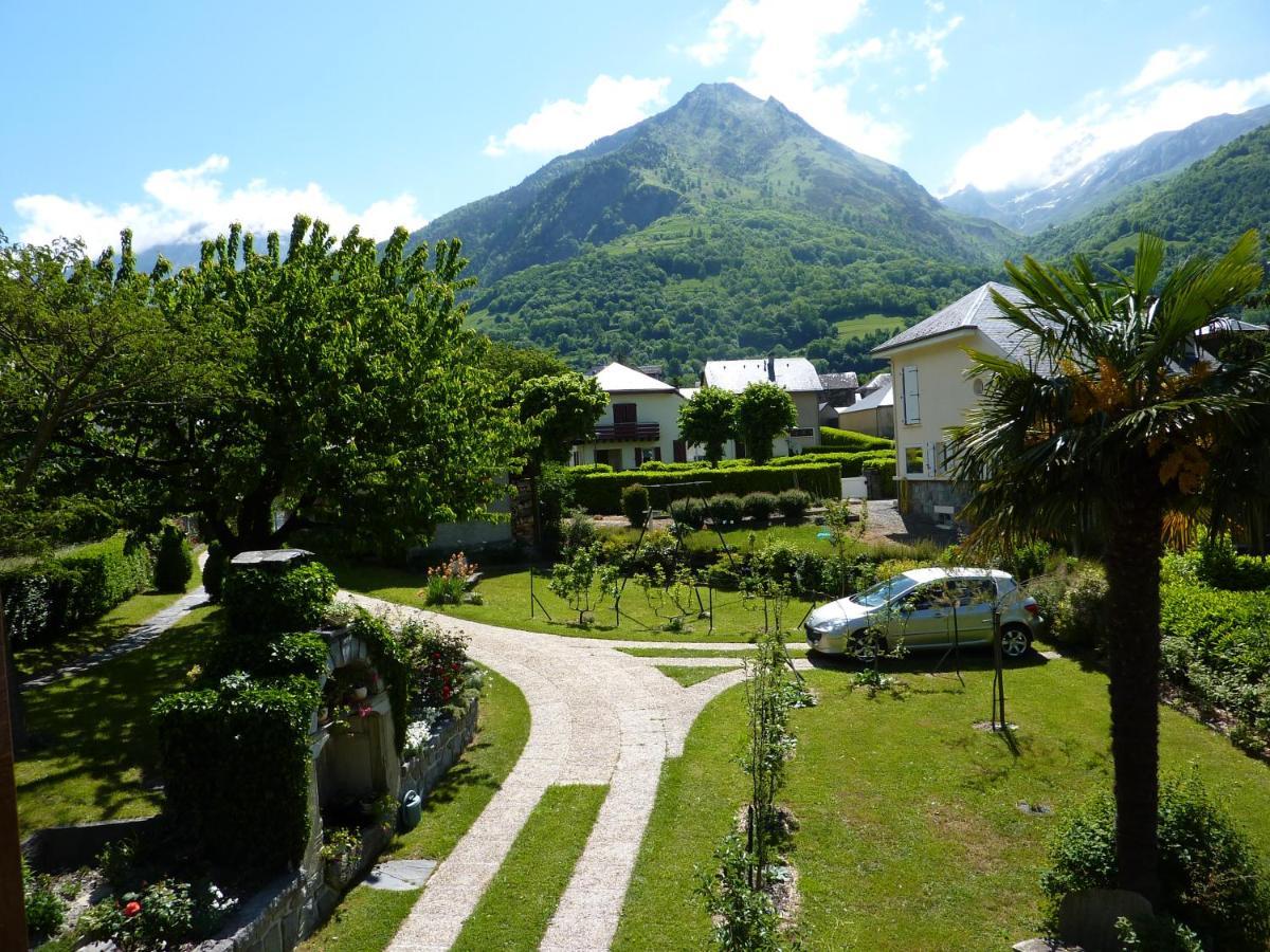 Appartement Rez De Jardin Luz-Saint-Sauveur Bagian luar foto